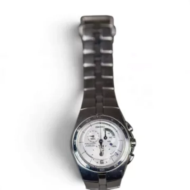 Seiko Kinetic Arctura chronograph gentleman's stainless steel wrist