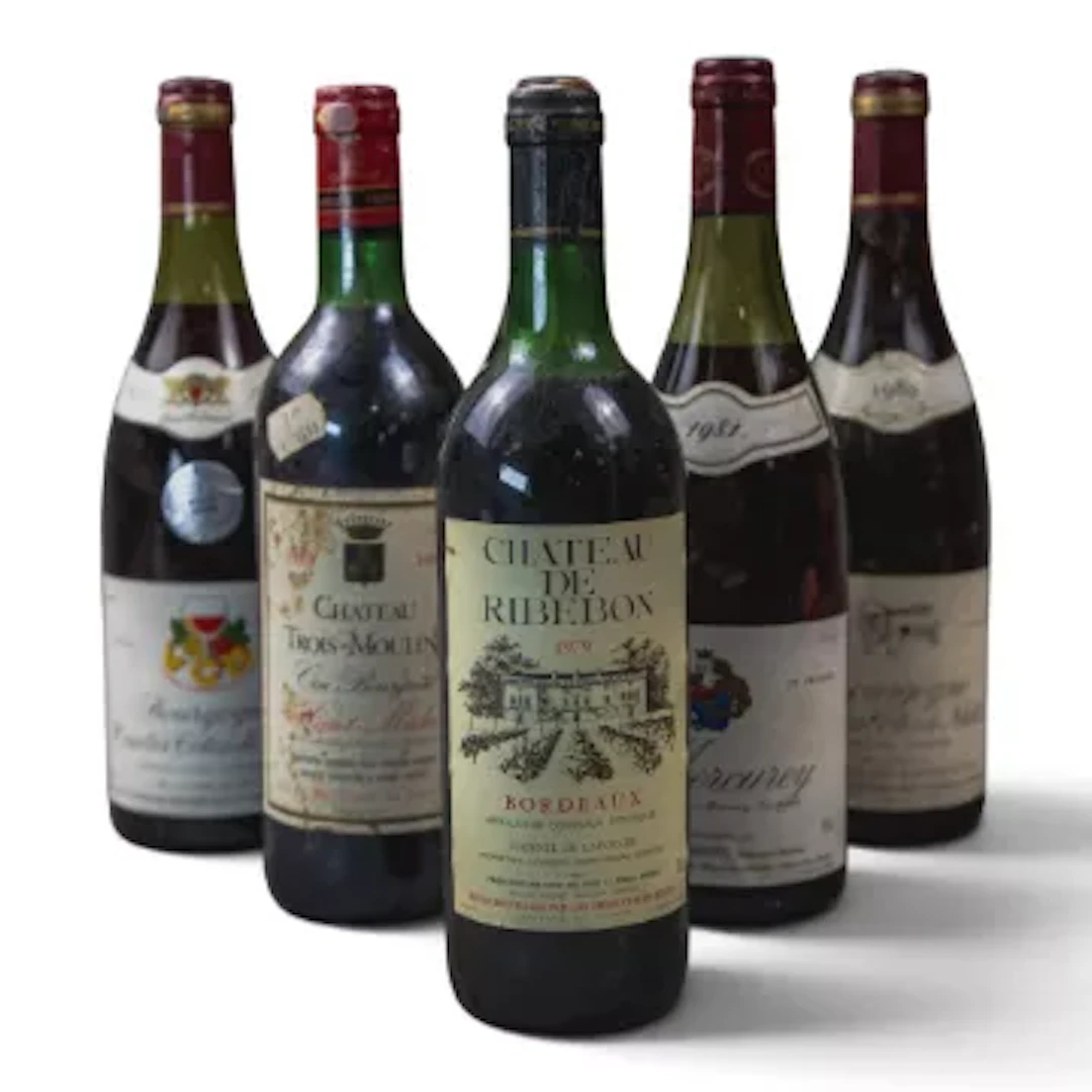 A selection of wine to include 1978 Vignerons Cooperateurs de Bourgogne