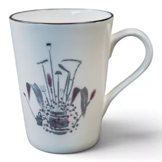 A Wedgwood museum mug. Eric Ravilious (1903-1942) for Wedgwood garden