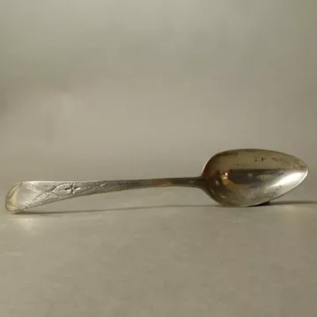 Sterling silver table spoon, London 1813, 60.3g.