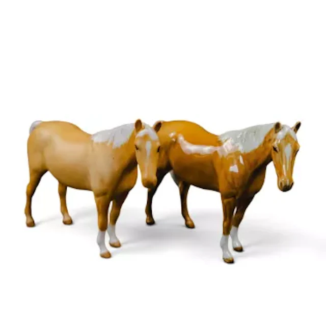 Two Beswick small Facing Right mare in Palomino gloss, nicely detailed