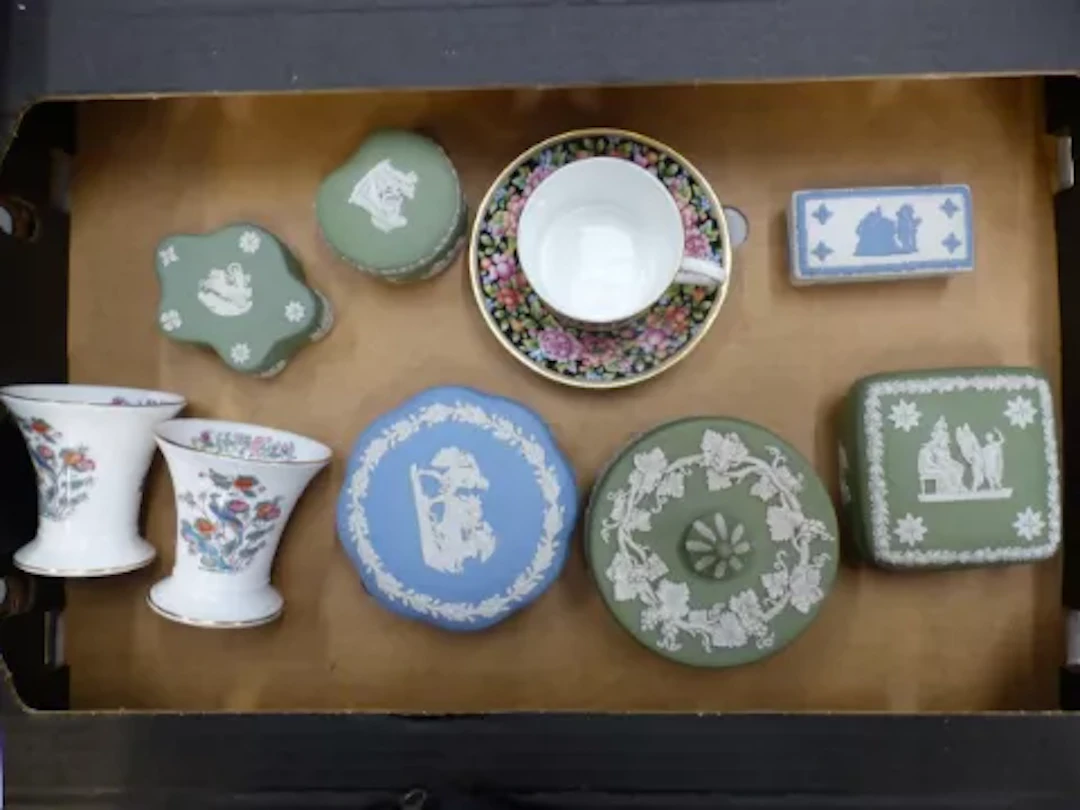 Wedgwood jasperware items in sage green, powder blue and blue on white