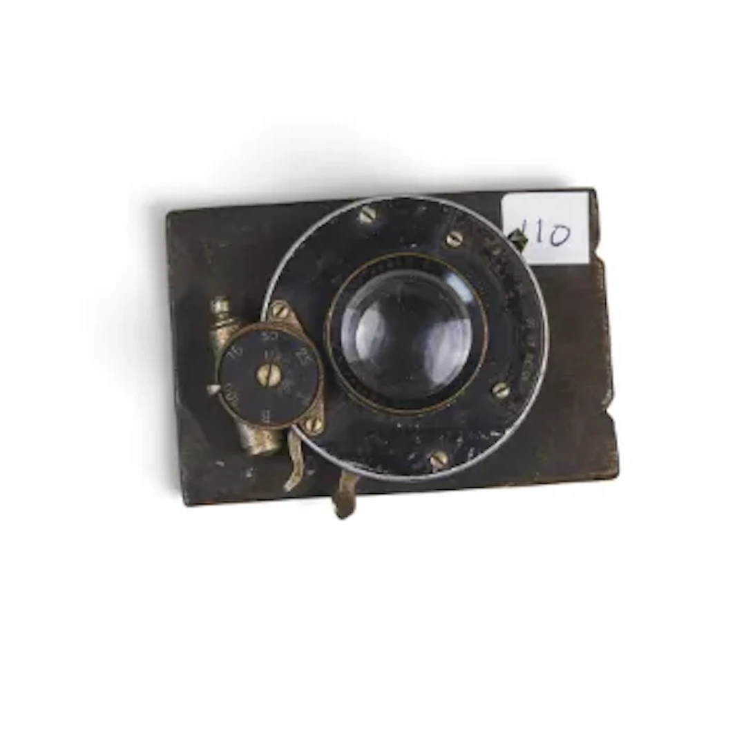 Late 19th/early 20th century large format camera lens on wooden lens