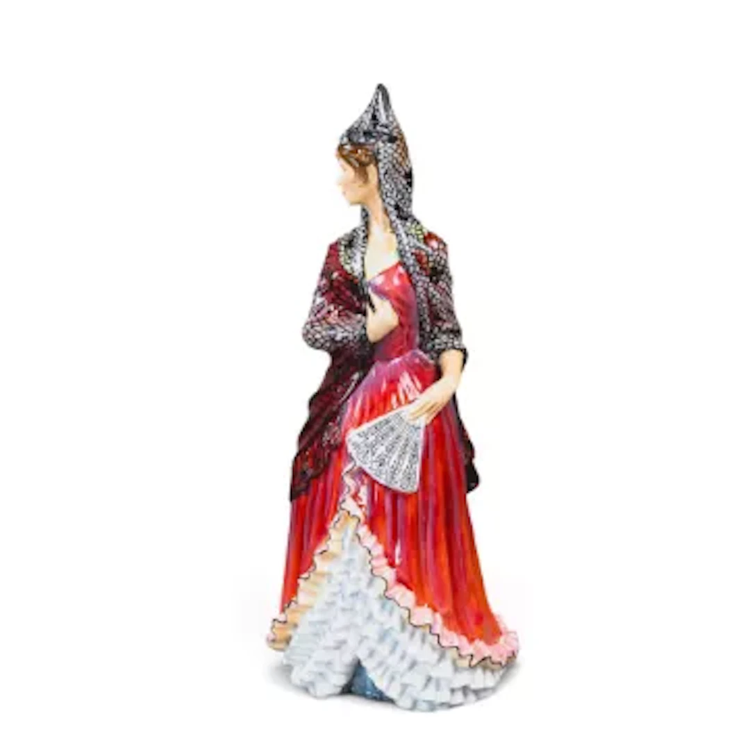 Royal Doulton Lady figurine 'Mantilla' HN3192. h.30cm.