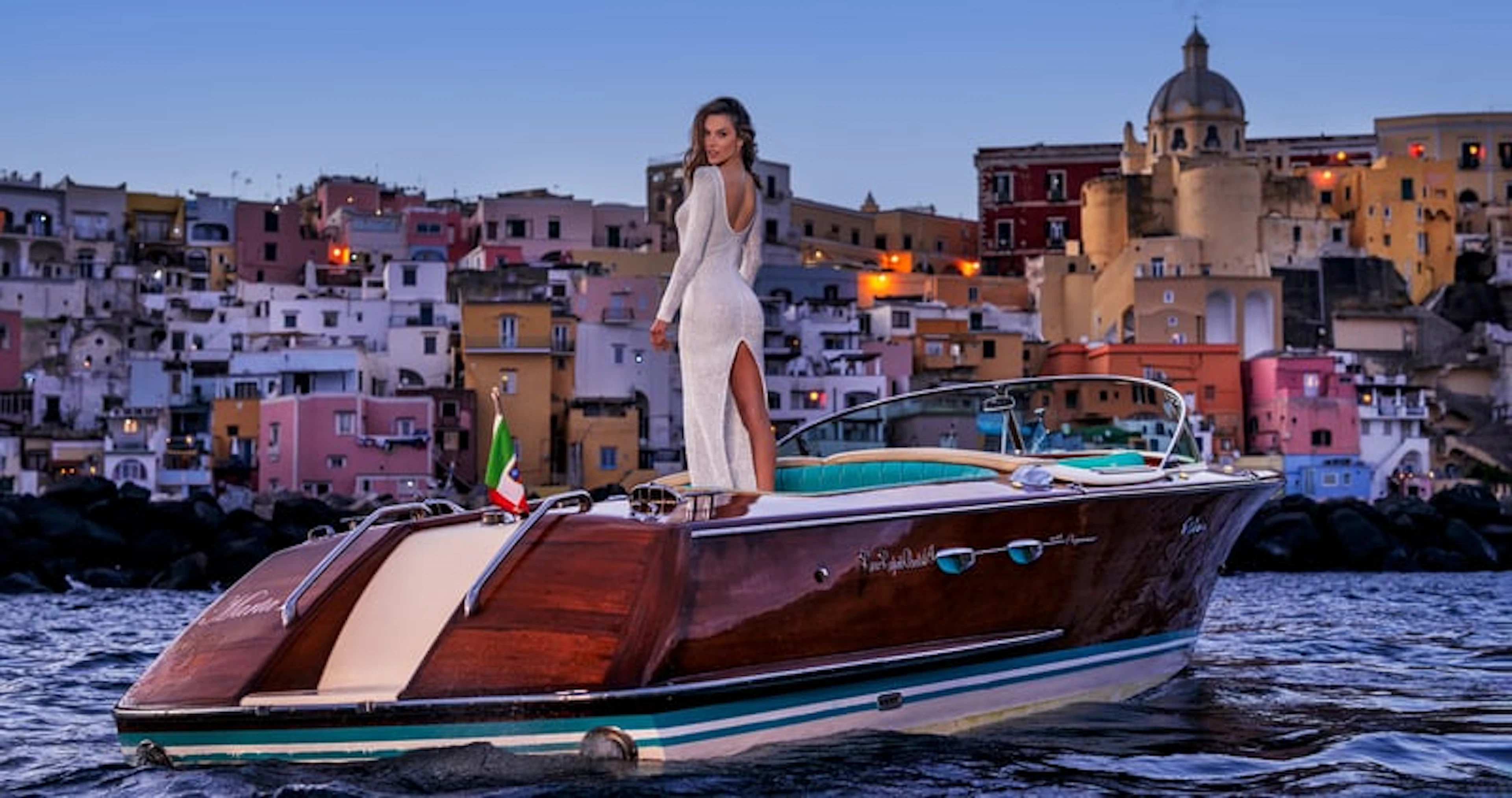 David Yarrow - Contemporary Photographer - The Italian Job (Colour)