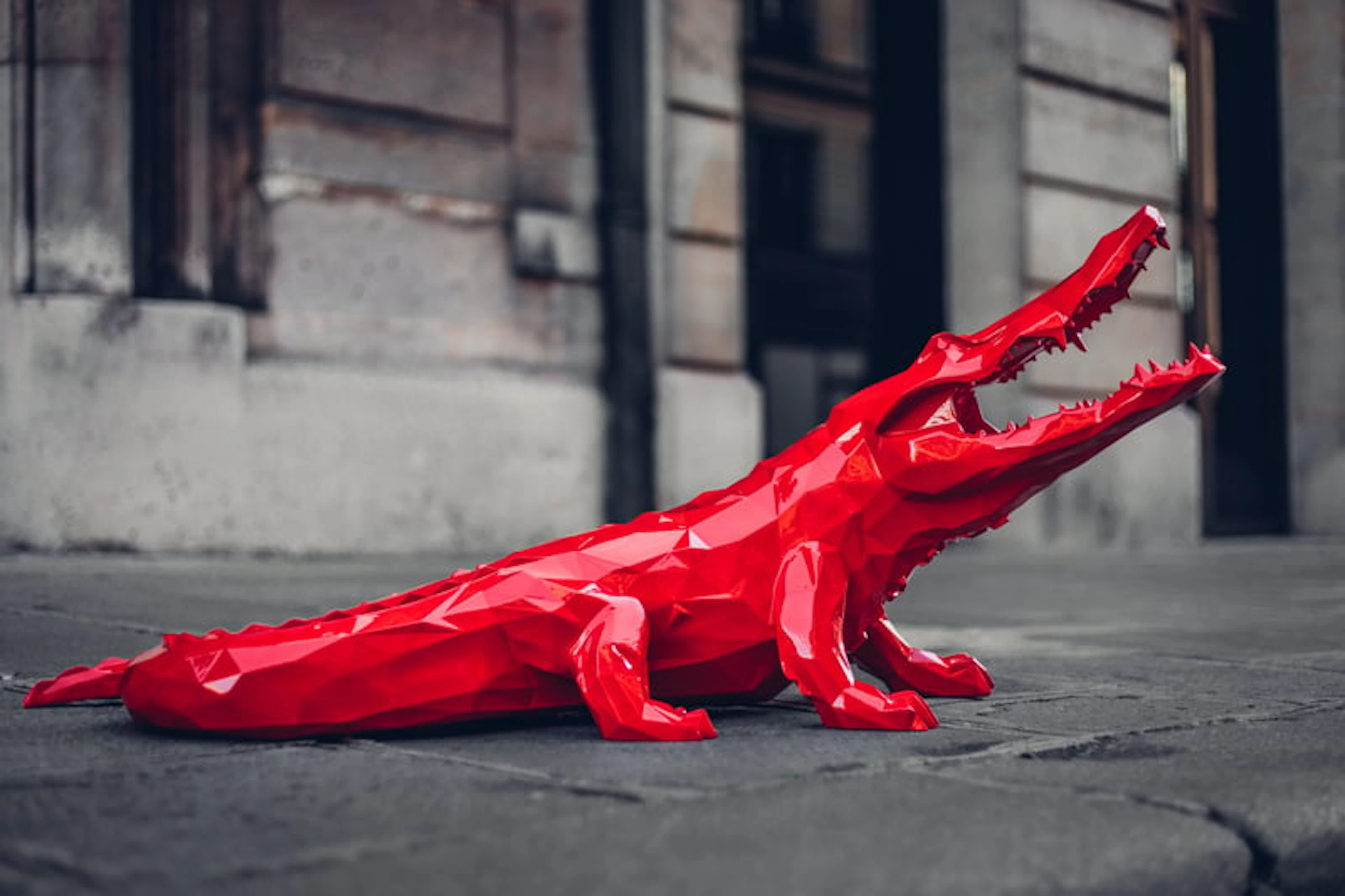 Richard Orlinski - Contemporary Sculptor - Crocodile Facette Rouge
