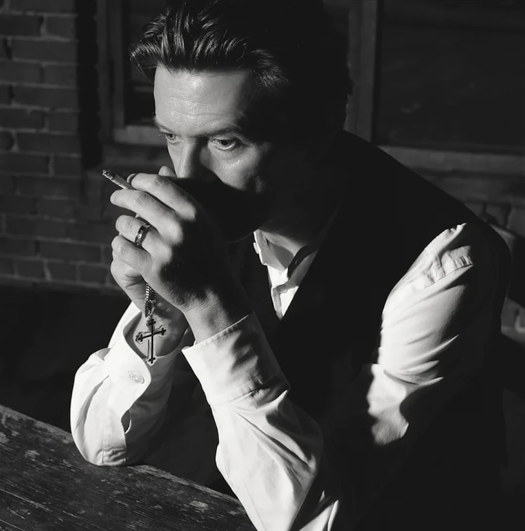 Markus Klinko - Celebrities Photographer - David Bowie : Repentance