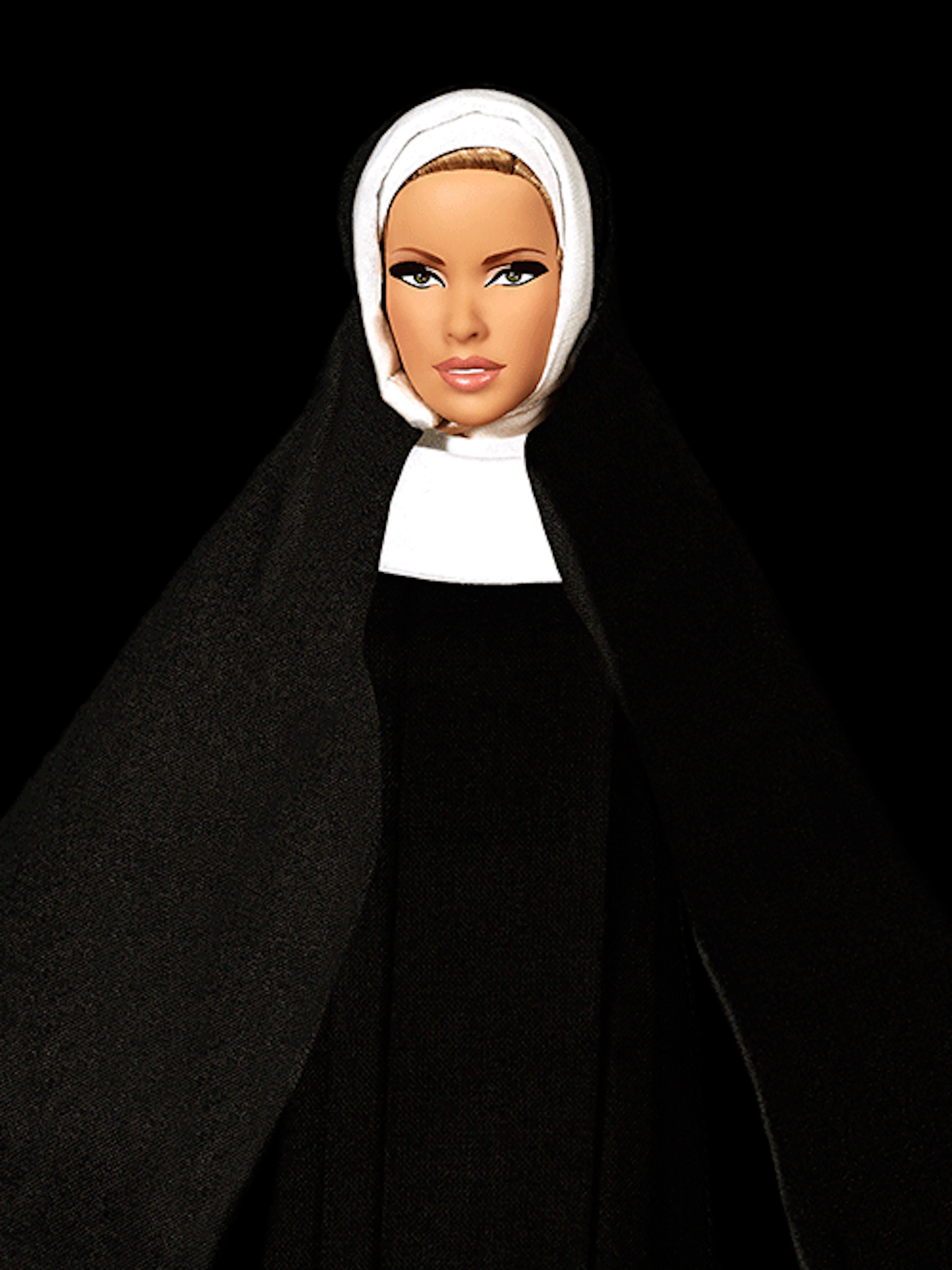 Cécile Plaisance - Contemporary Photographer - Nun Ursula & Baby