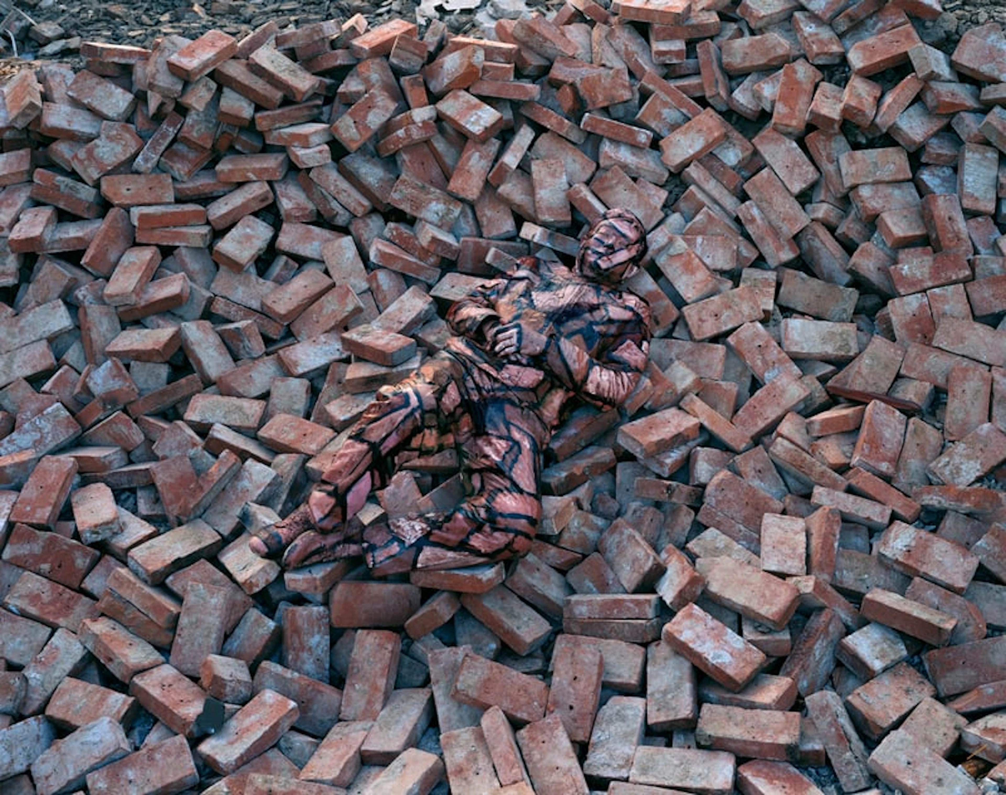 Liu Bolin - Contemporary Photographer - Hiding in the city No. 87