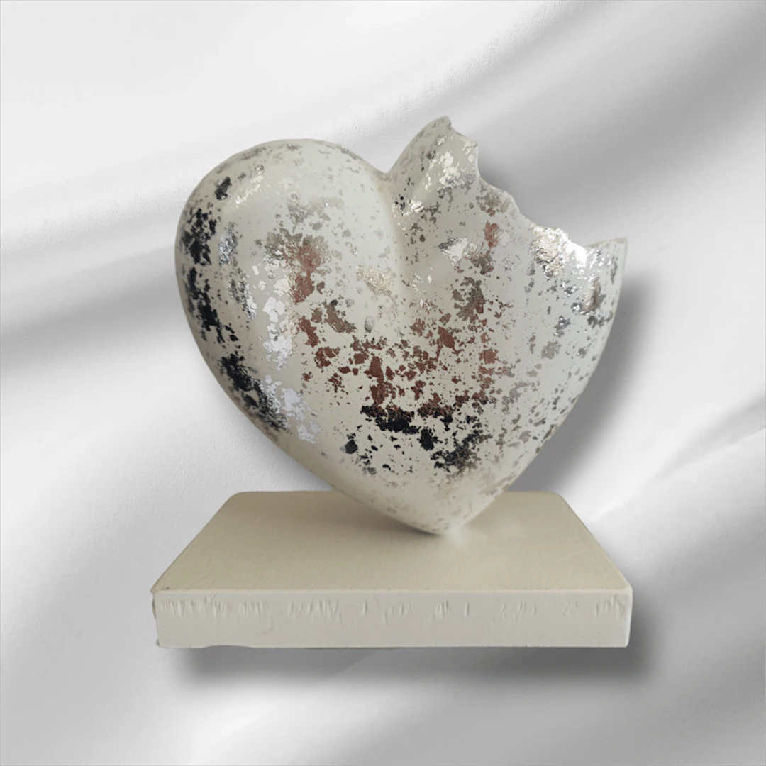 Ninu - Contemporary Sculptor - CROCK DE TOI BABY WHITE BRONZE
