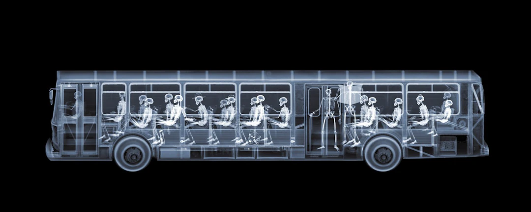 Nick Veasey - Contemporary Photographer - Bus, 1998 (M)