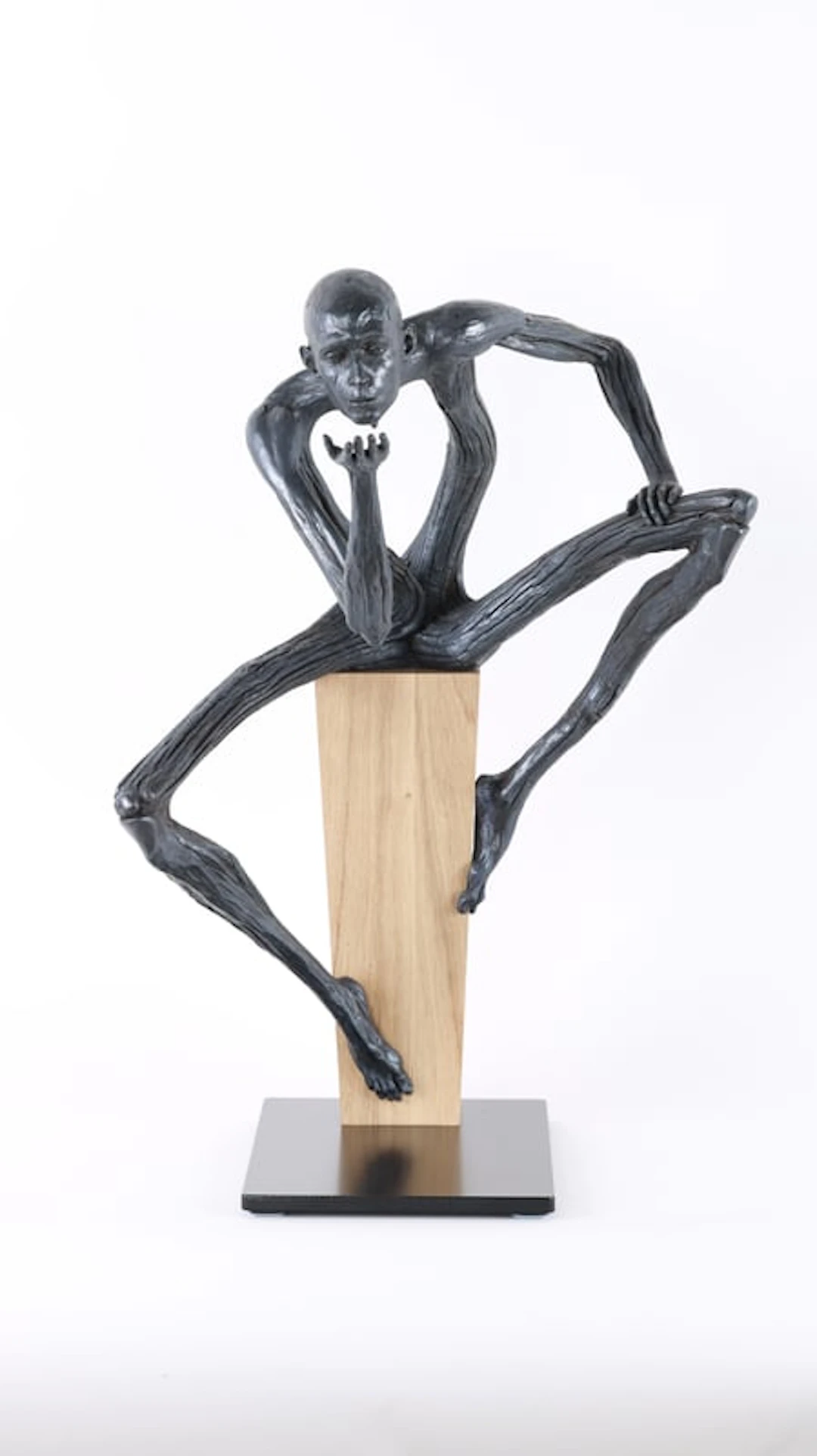 Romain Tiercin – Contemporary Sculptor Working with Wood and Bronze - Le Baiser