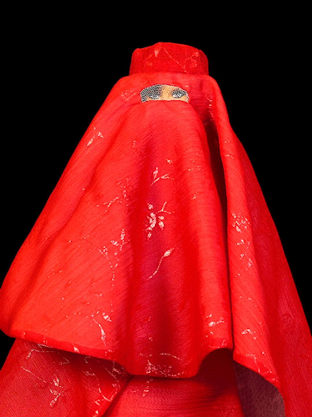 Cécile Plaisance - Contemporary Photographer - Red Burqua