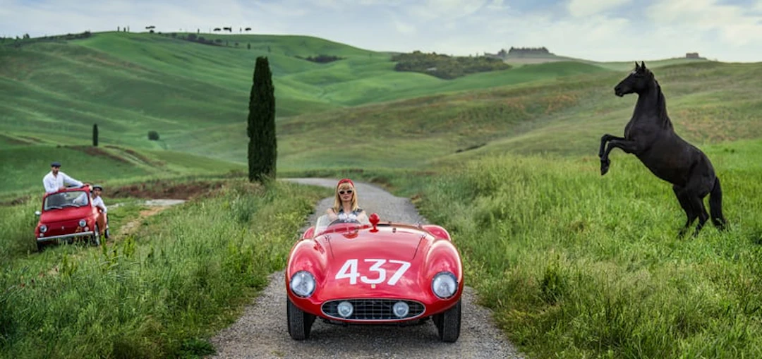 David Yarrow - Contemporary Photographer - The Prancing Horse (Colour)
