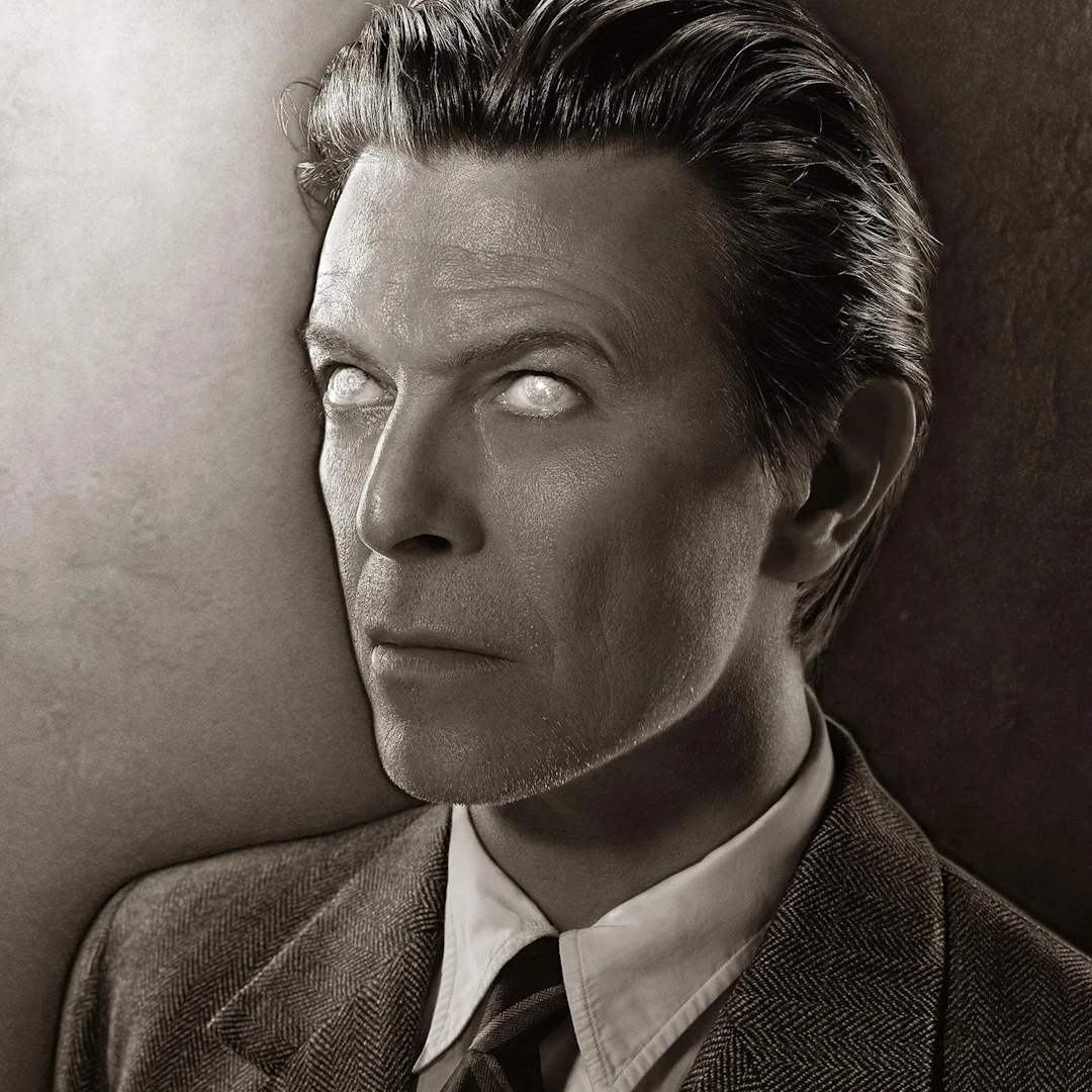 Markus Klinko - Celebrities Photographer - David Bowie : Heathen, B&W (medium)