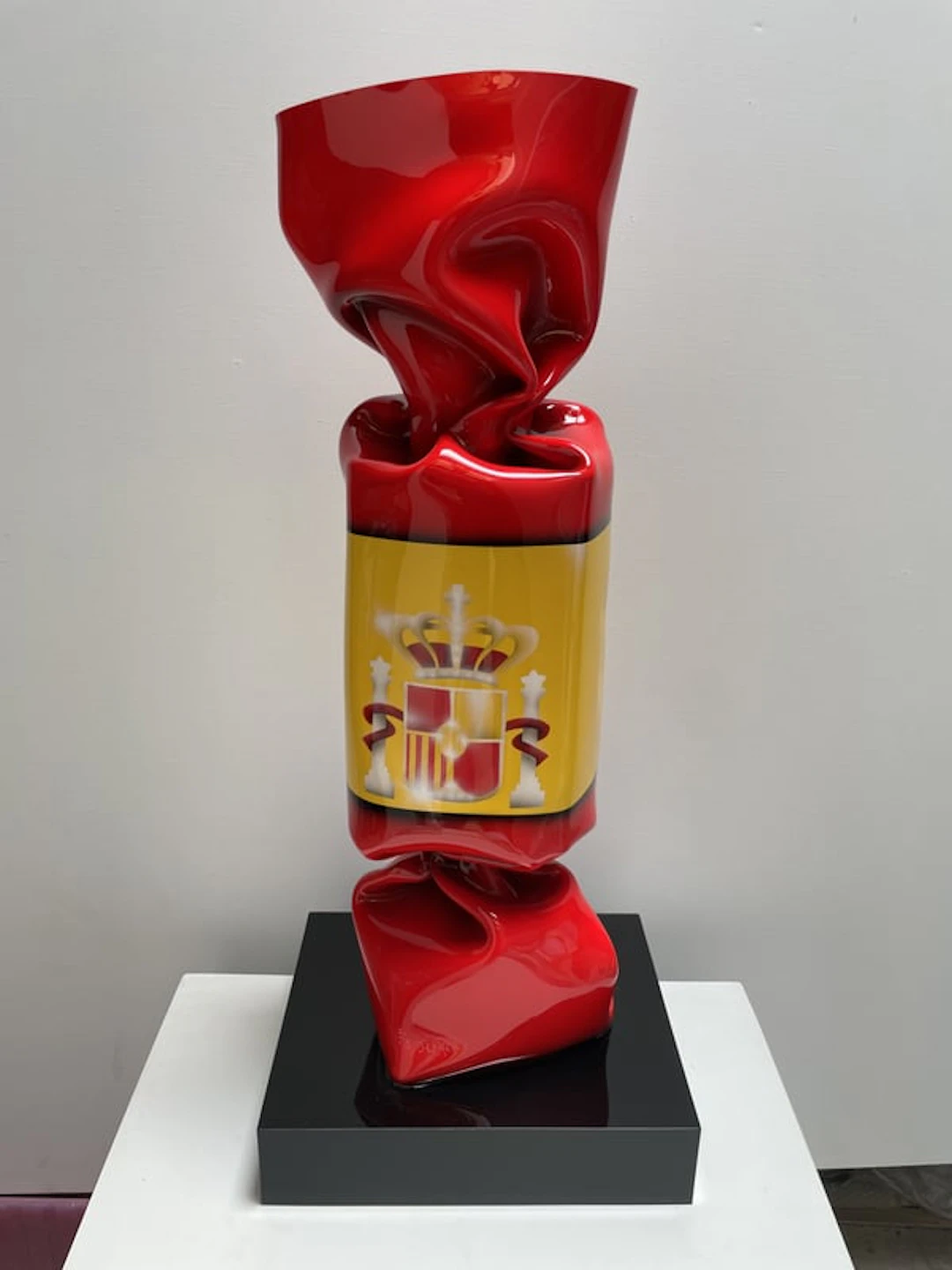 Laurence Jenkell - Contemporary Sculptror - Wrapping Bonbon Espagne N°WR1 2090