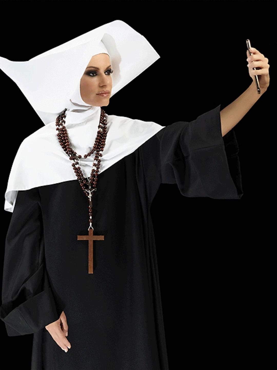 Cécile Plaisance - Contemporary Photographer - Alexia Vic : Nun Selfie