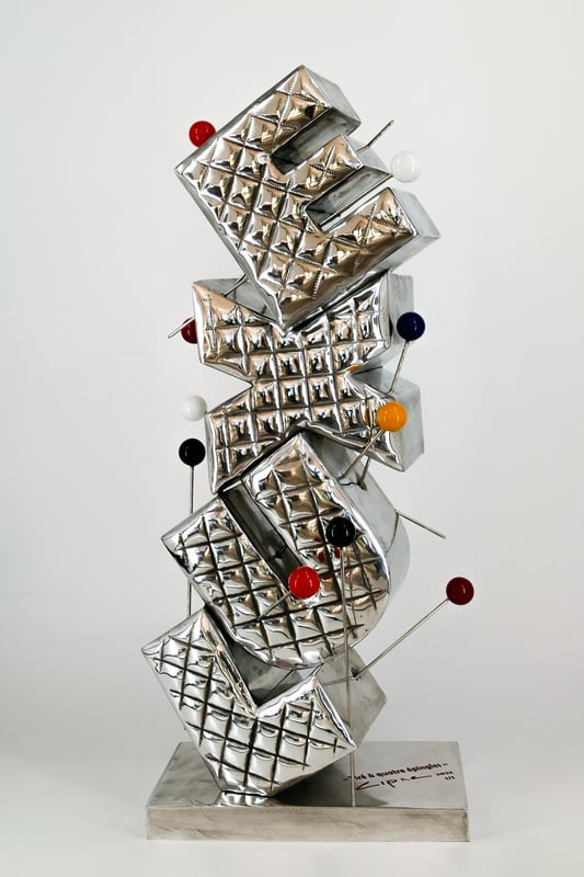 Stéphane Cipre - Contemporary Sculptor - Tiré à 4 épingles