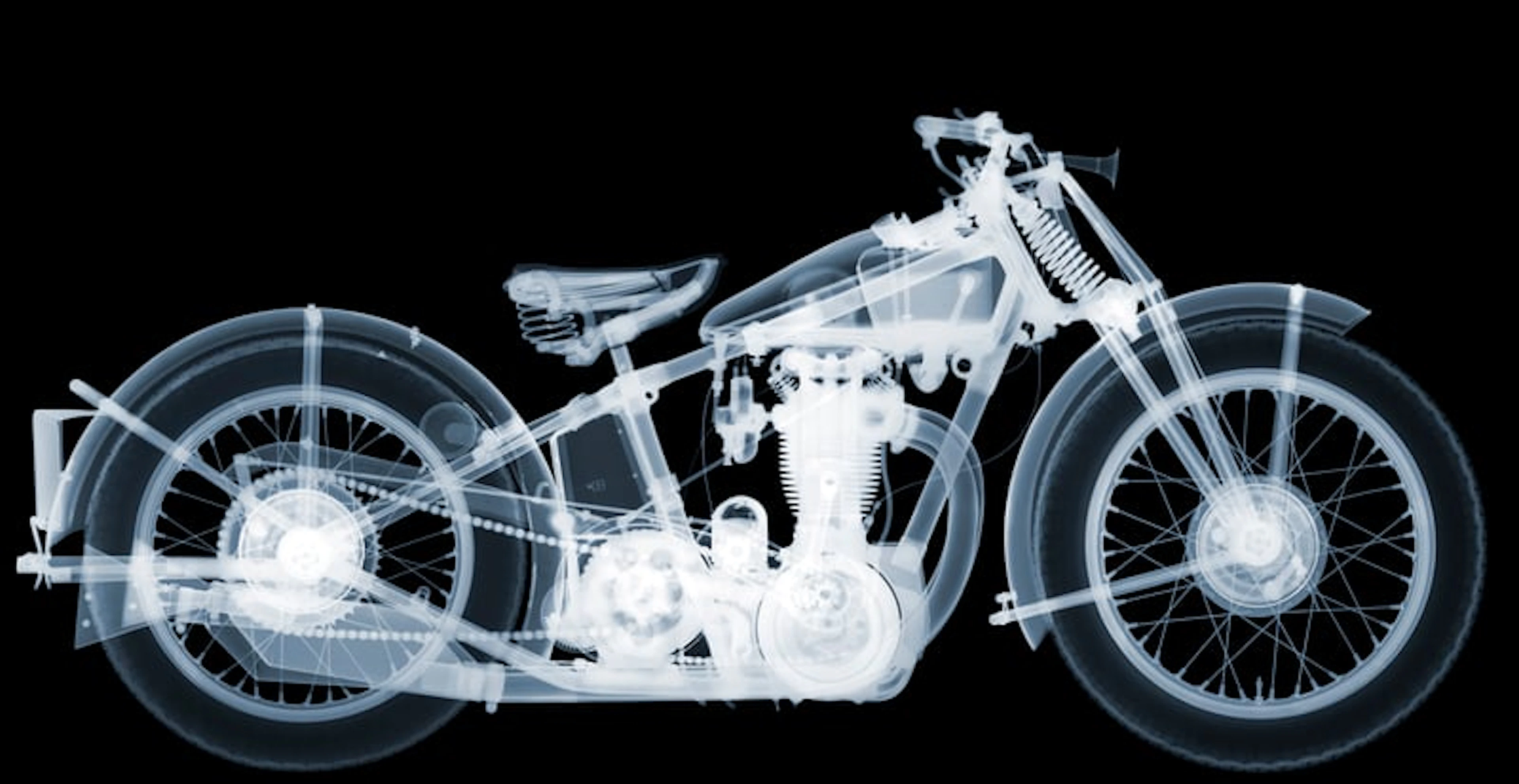 Nick Veasey - Contemporary Photographer - Ariel Model E, 2014 (L)