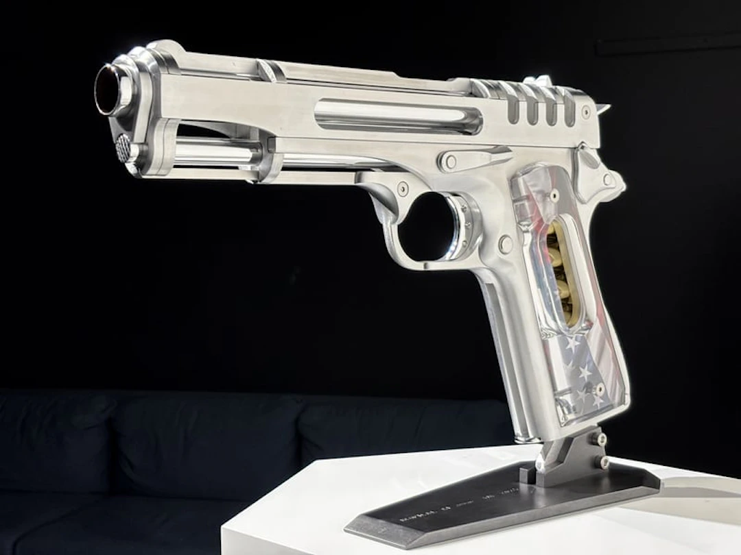 Jean Octobon - Aluminium sculpture - Tropical Gun