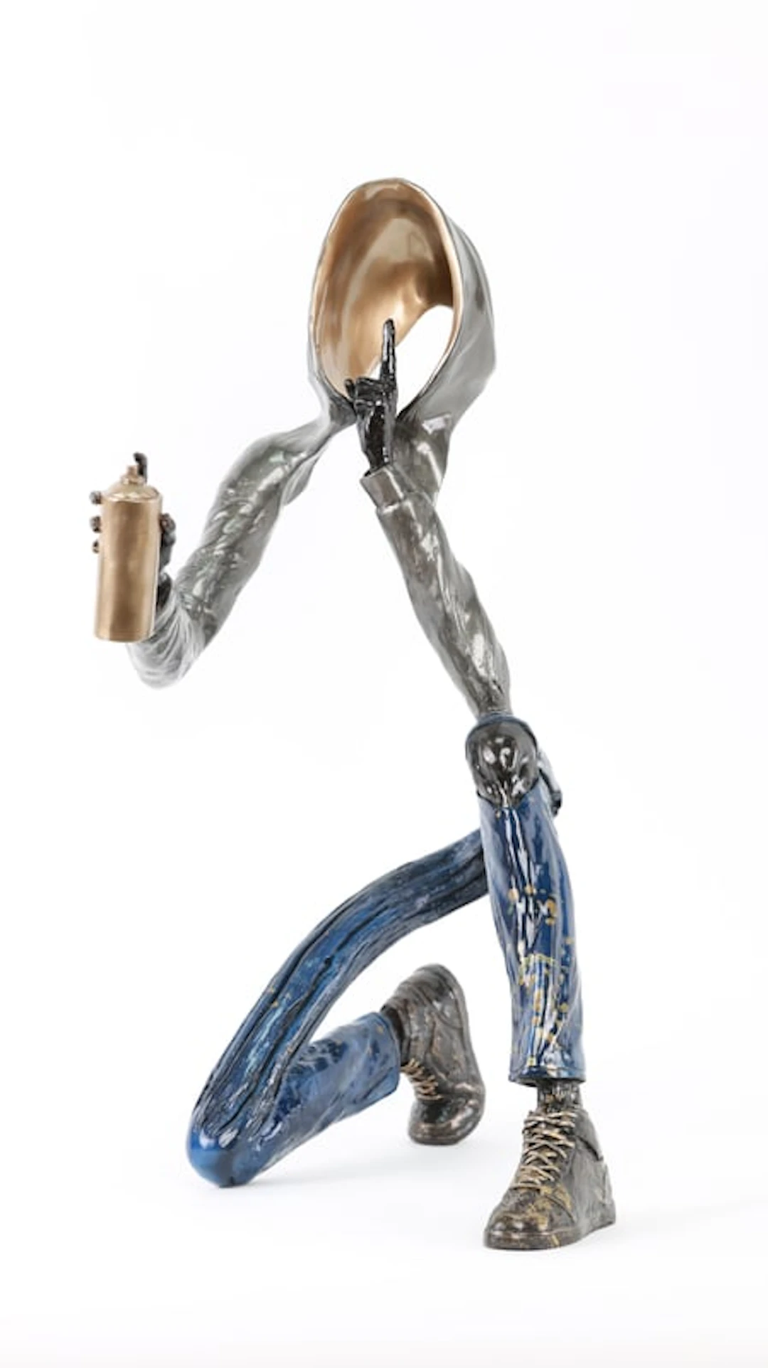 Romain Tiercin – Contemporary Sculptor Working with Wood and Bronze - Graffeur