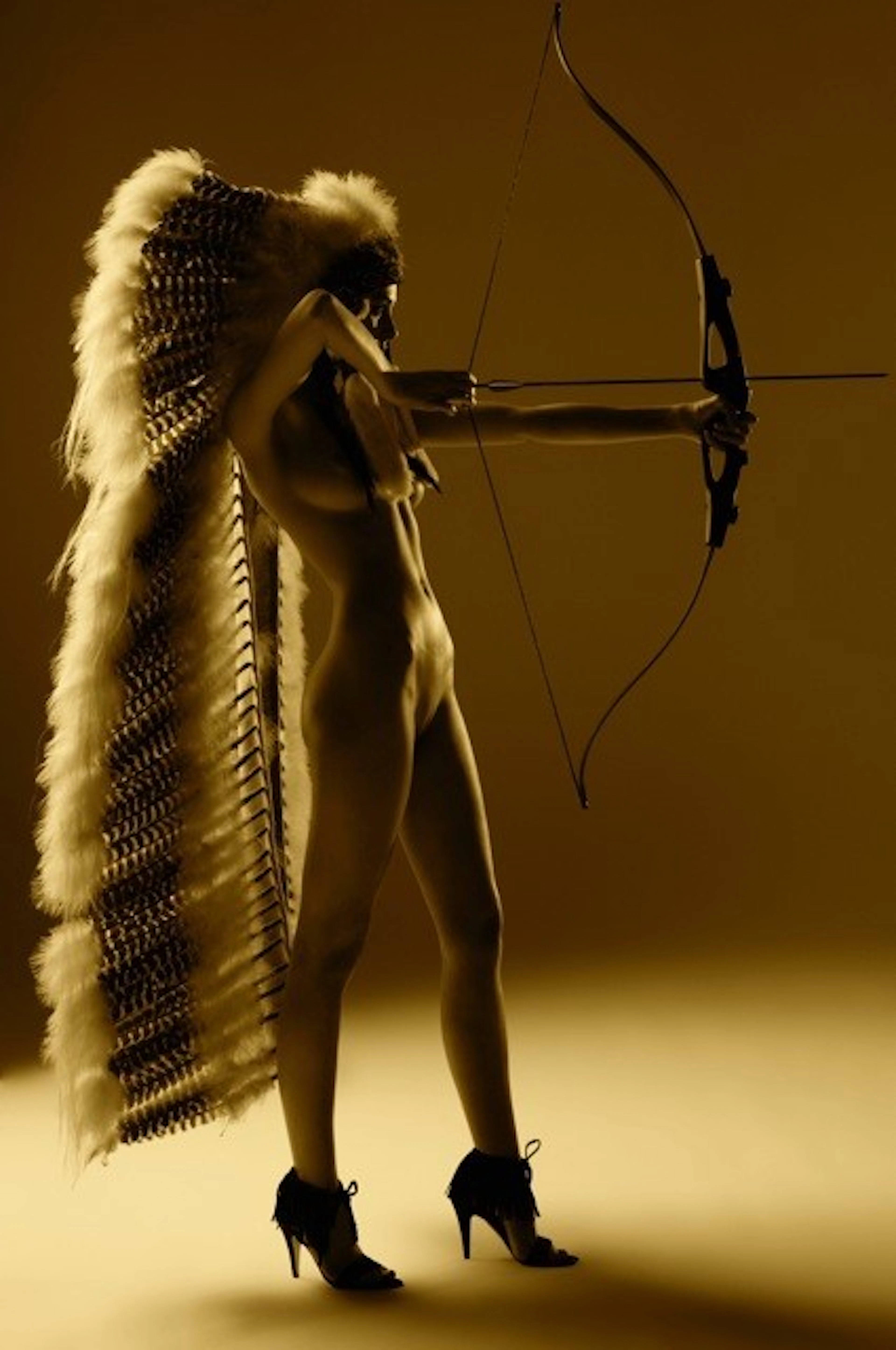 Hervé Lewis - Contemporary Photographer - Hunting squaw 1