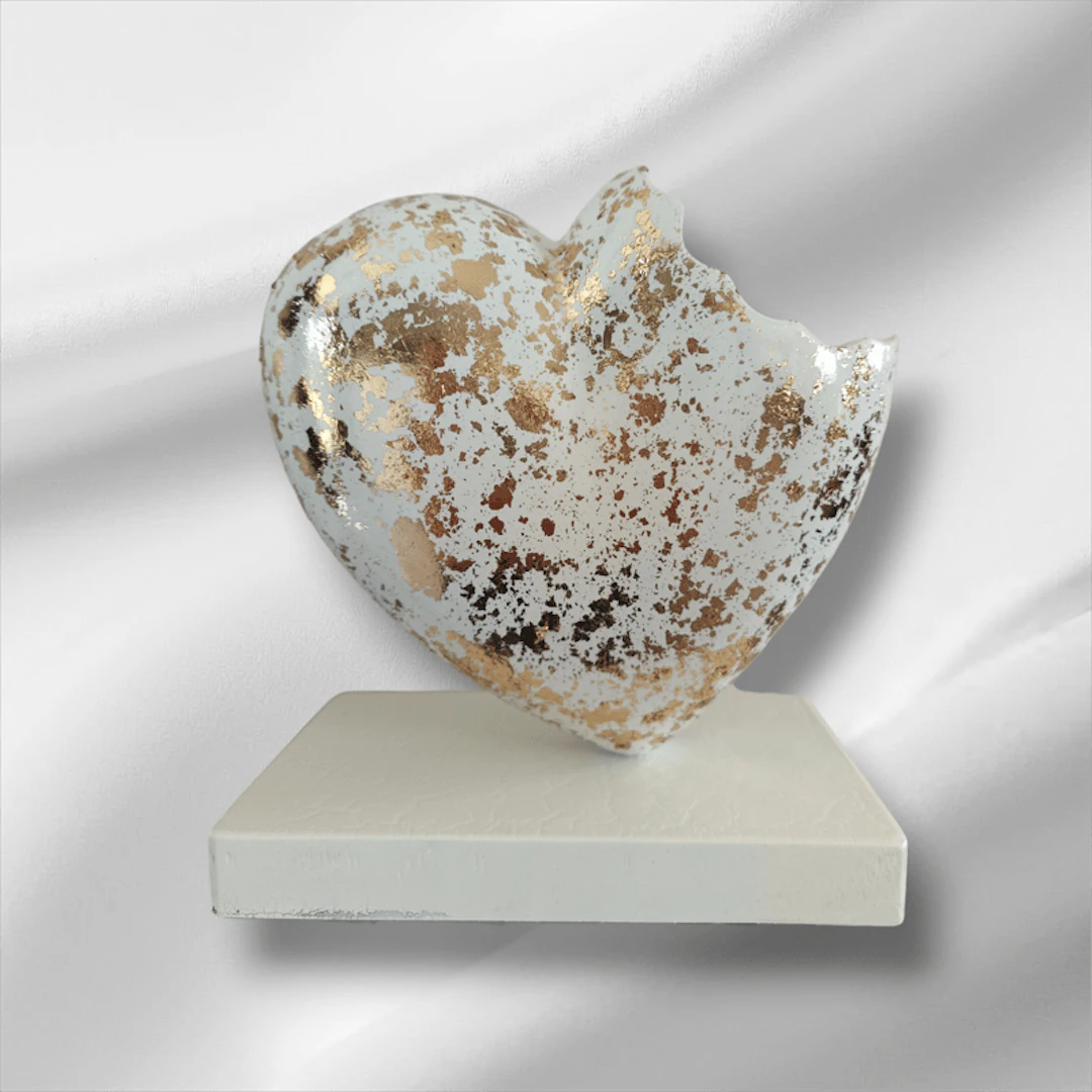 Ninu - Contemporary Sculptor - CROCK DE TOI BABY WHITE GOLD