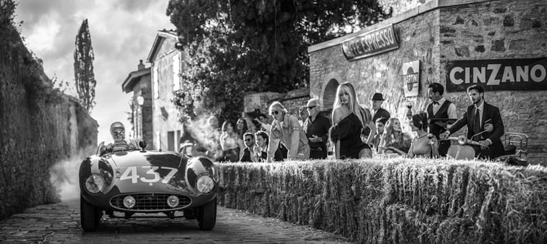 David Yarrow - Contemporary Photographer - Cafe Espresso (B&W)