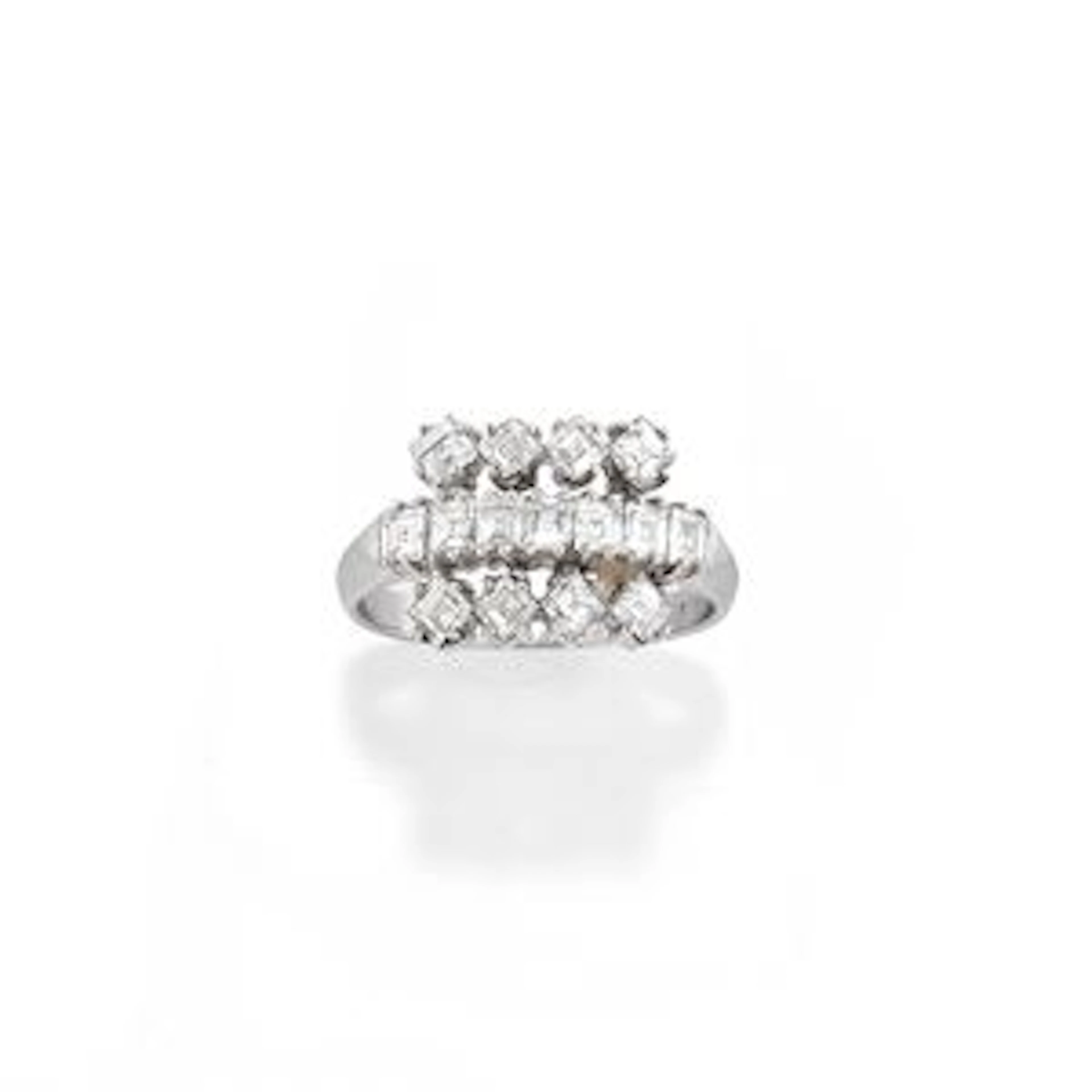 Anello con diamanti