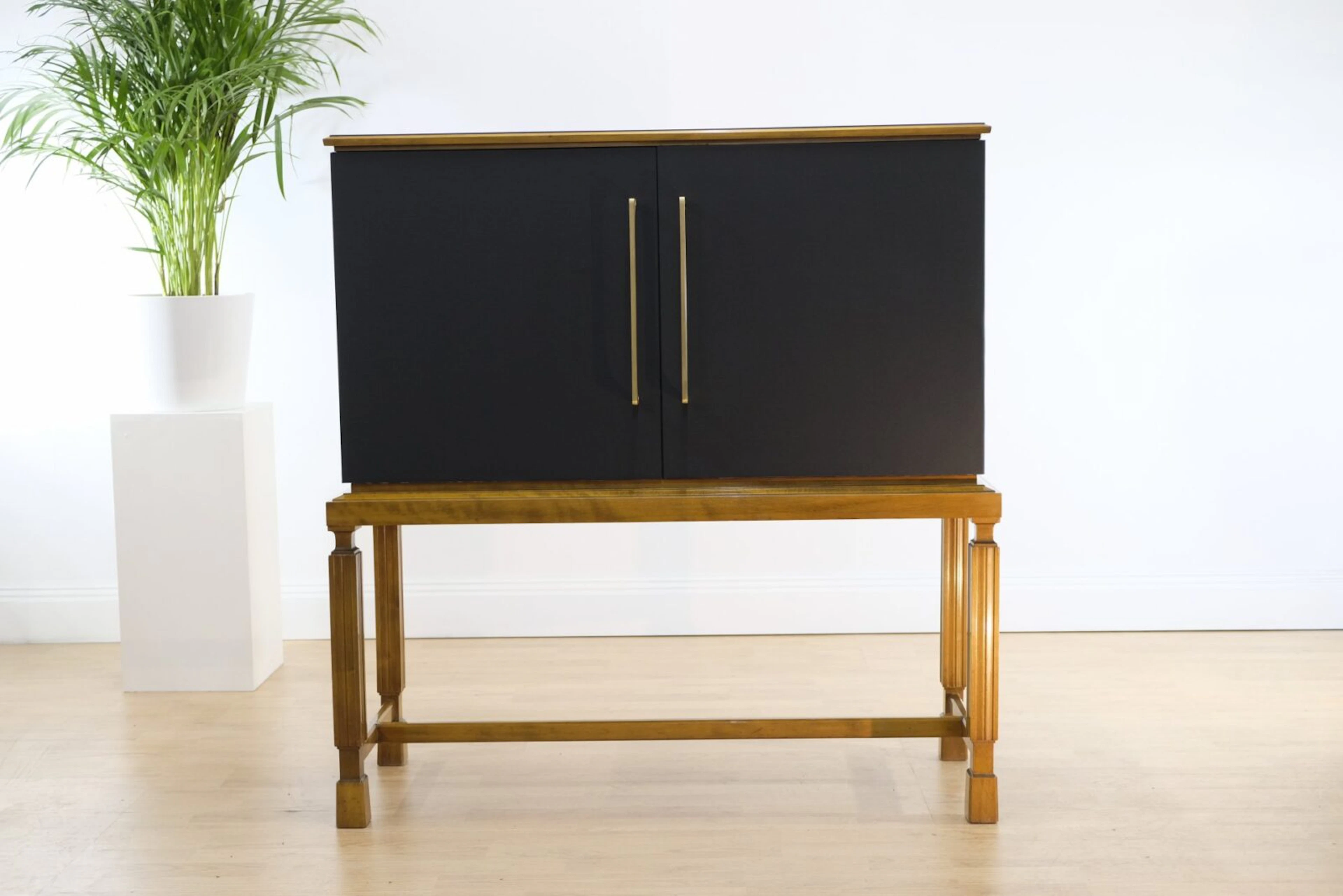 Barskåp antikt – Art Deco – Till salu