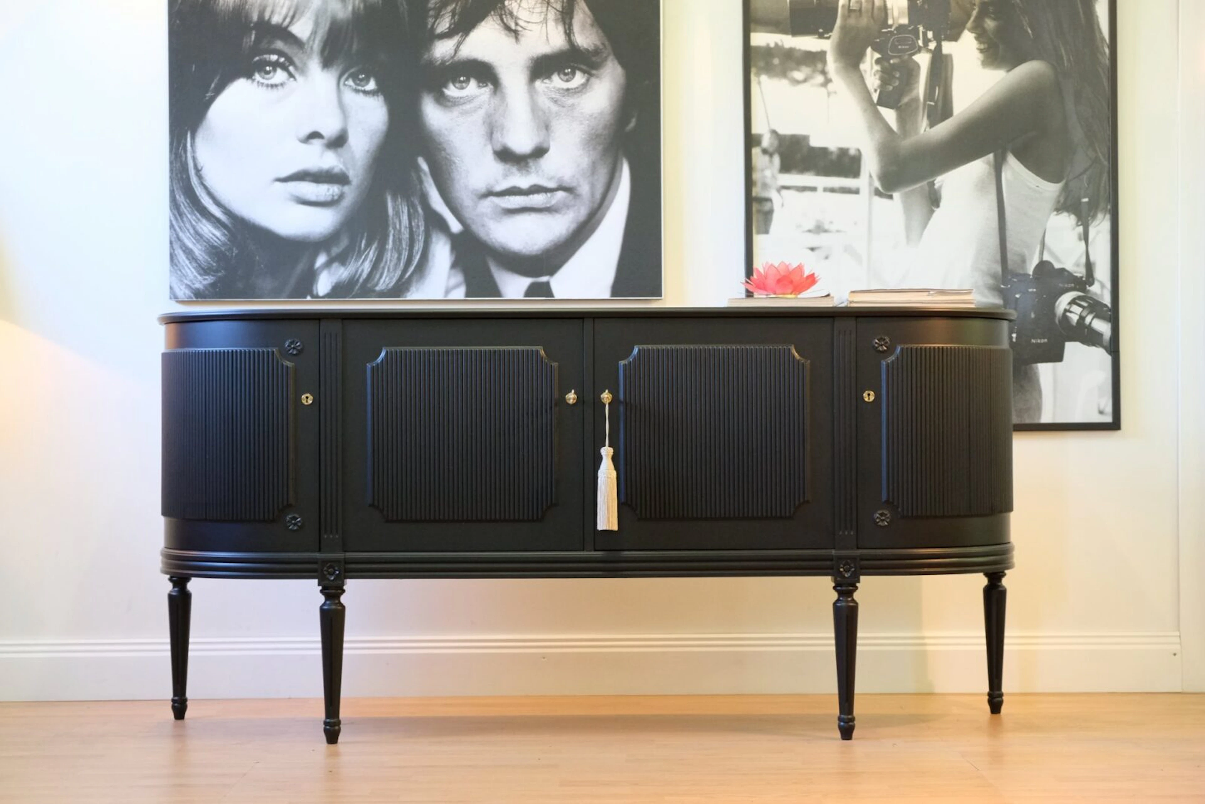 Gustavianskt Sideboard – Liknande kan beställas