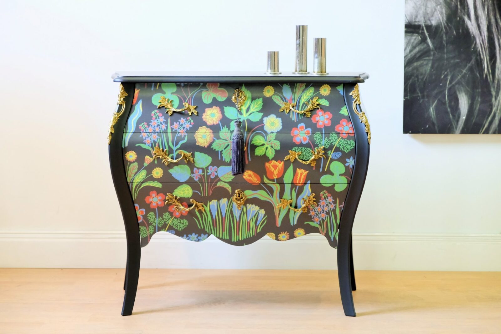 Rokoko Vs. Josef Frank – Likadan kan beställas