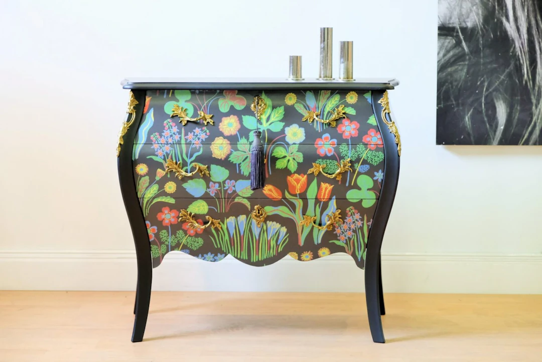 Rokoko Vs. Josef Frank – Likadan kan beställas