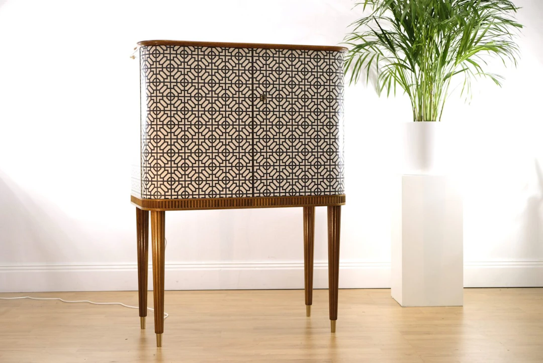 Barskåp – Swedish Modern 1940-tal