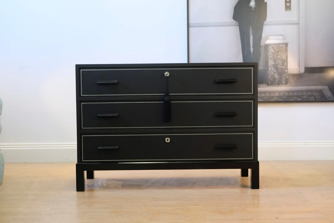 ART DECO CHROME – LIKNANDE KAN BESTÄLLAS