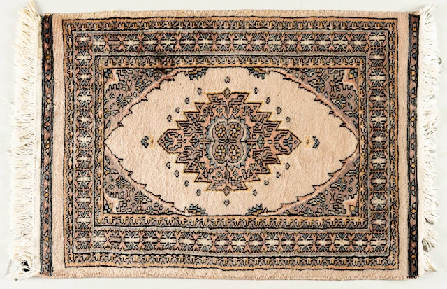 MATTA, Bokhara, Pakistan, 1900-tal. (89 × 62 cm).