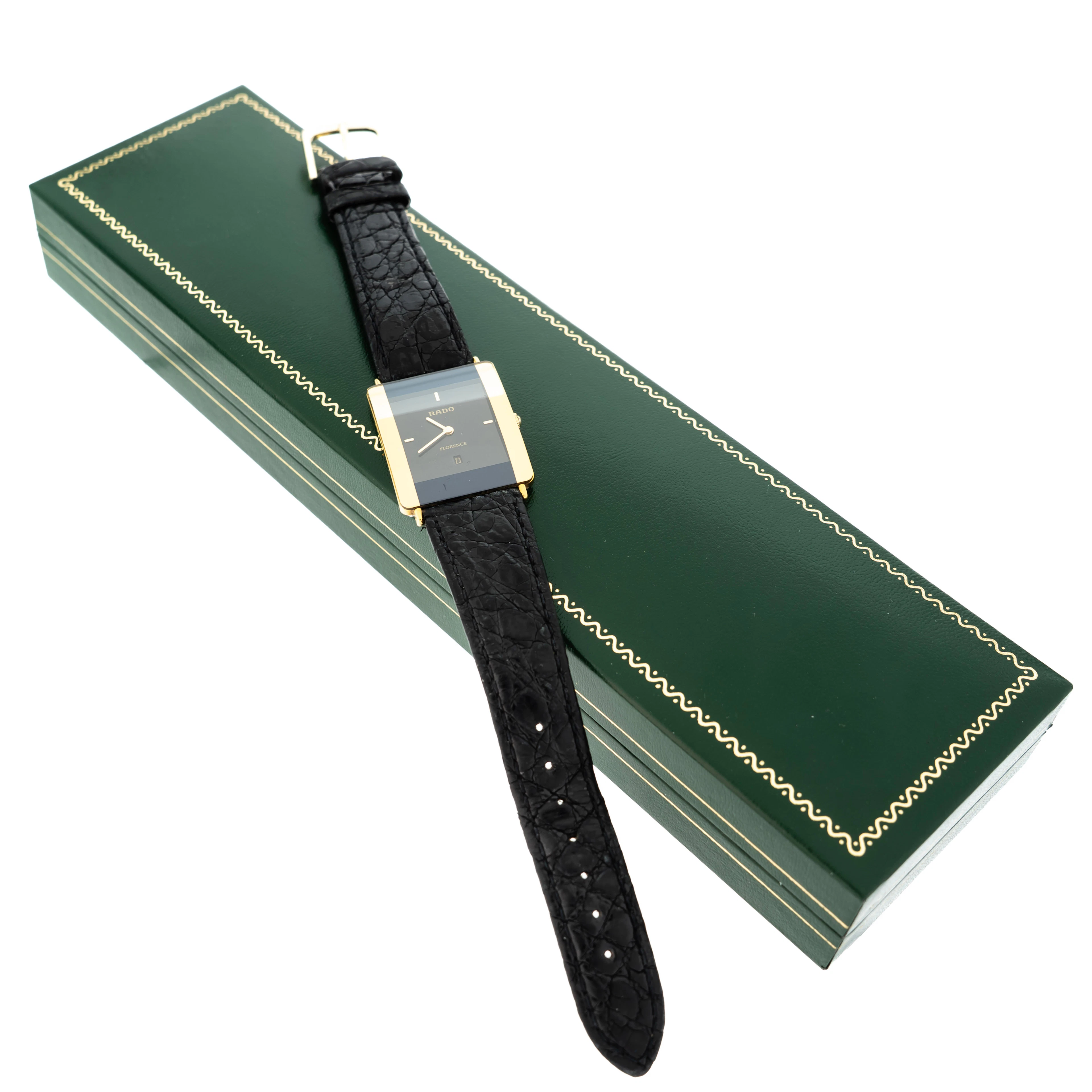 RADO. Armbandsur, "Florence", 32x27 mm, Quartz.