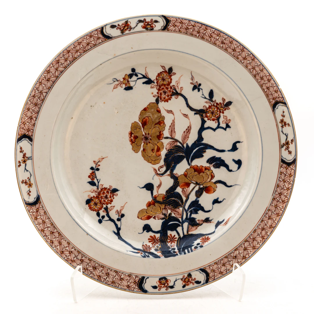 FAT, kinesiskt porslin, Imari-dekor, tidigt 1700-tal.