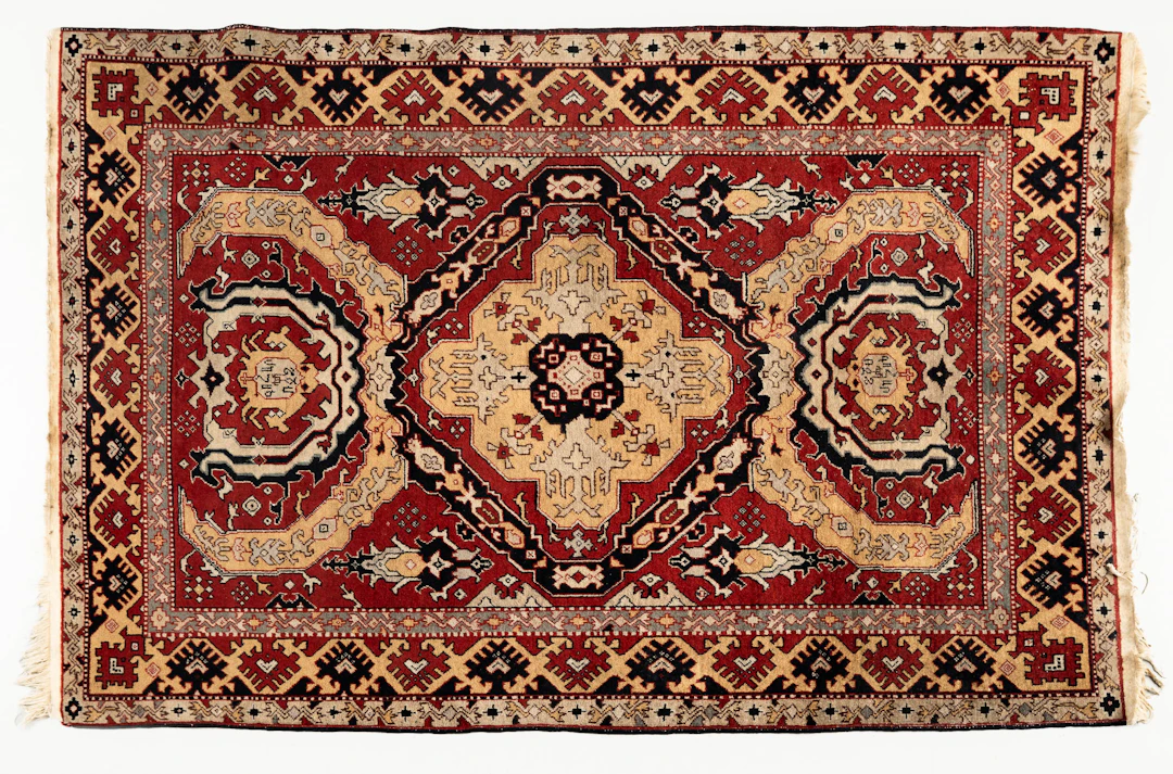 MATTA, Gervan, Persisk, 1900-tal. (190 × 138 cm).