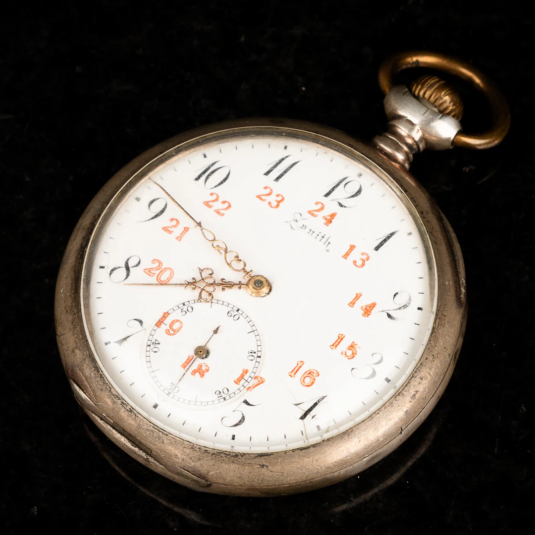 ZENITH. Fickur, silver 0,800, Grand Prix Paris. 1900-tal.