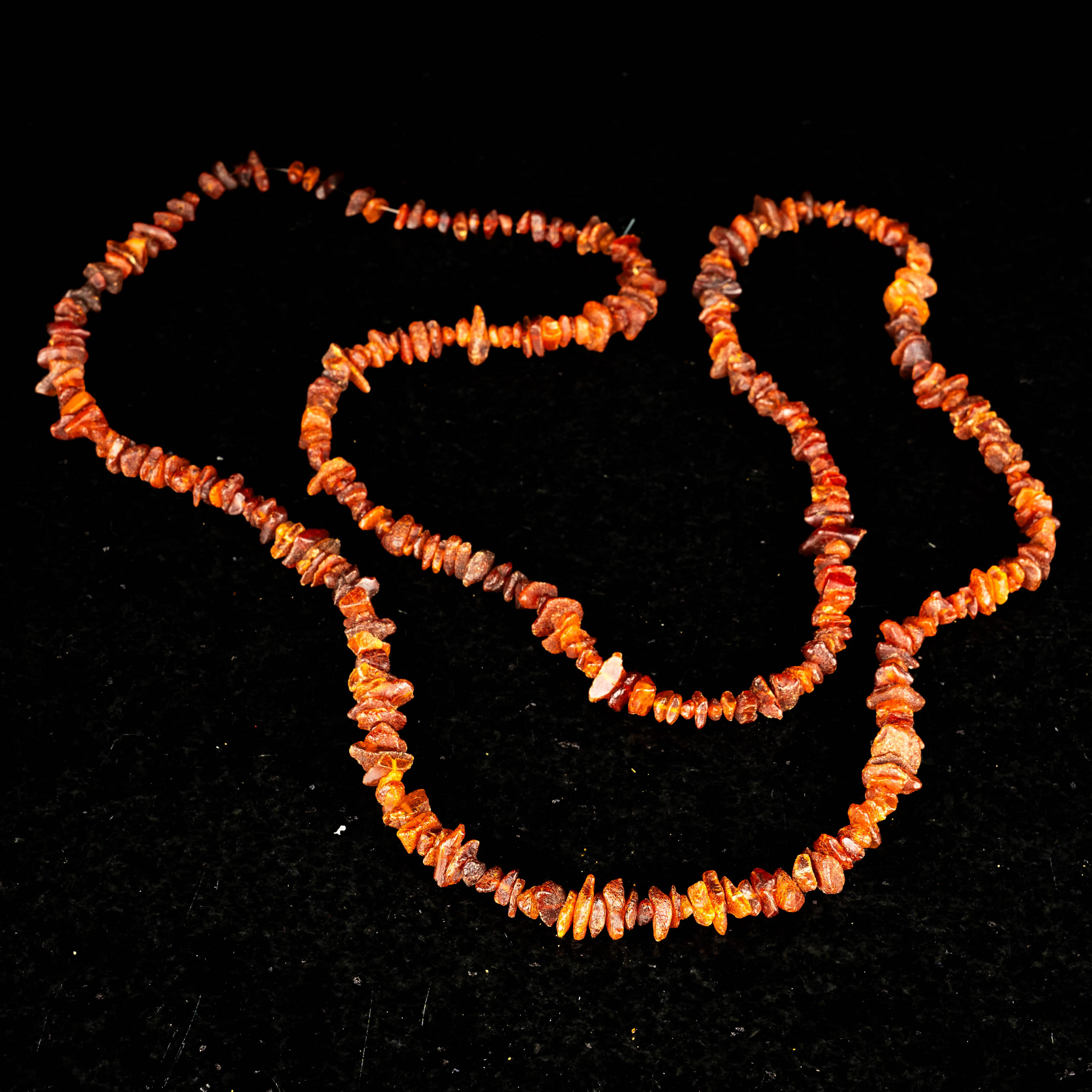 BÄRNSTEN, Halsband 1900-tal.