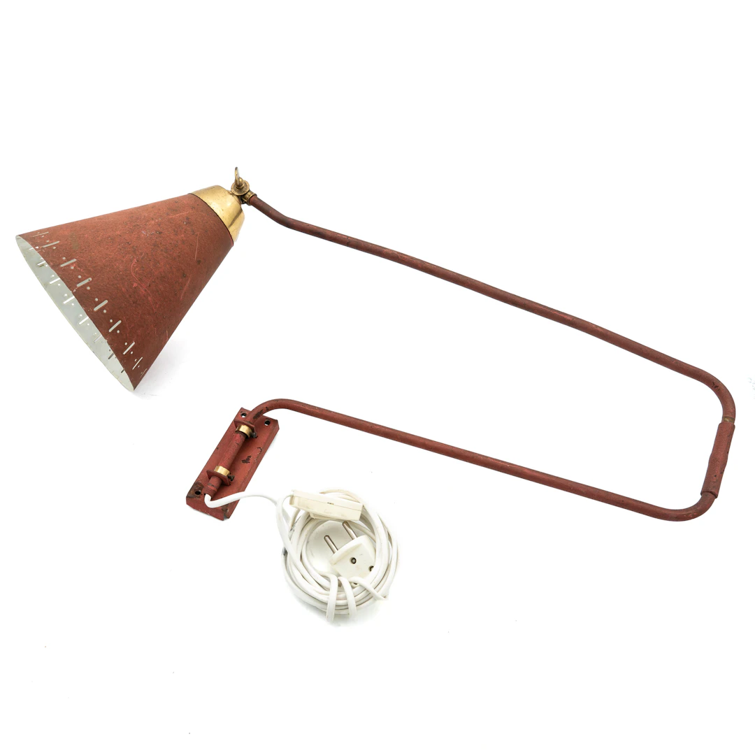 VÄGGLAMPA, Böjbar arm. Metall.