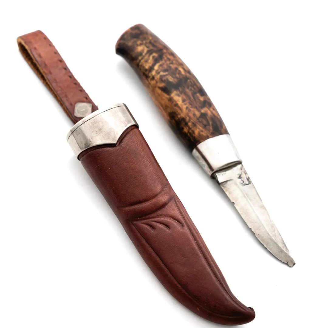JAN "KNIV JOCKE" OLSSON. Kniv, Signerad, 1900-tal.