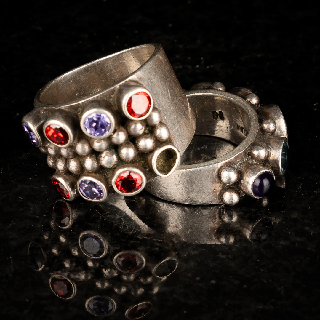 KUMKUM, silverringar, 2 del.