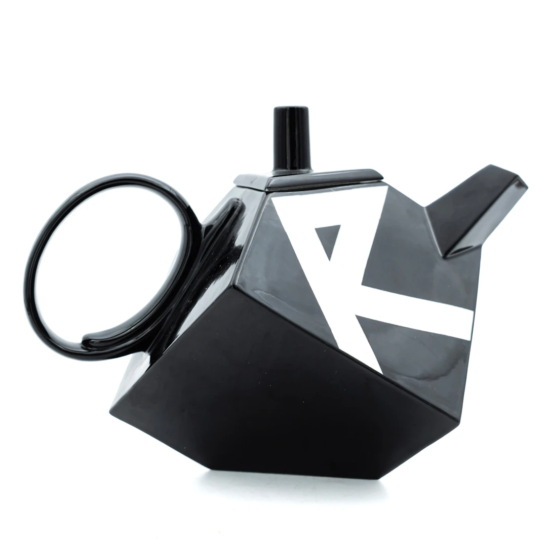 ROLF SINNEMARK. Tekanna/kaffekanna, Rörstand "Cube".