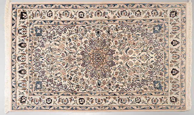 MATTA, Nain, Persisk, 1900-tal. Ull med silke. (204 × 126 cm).