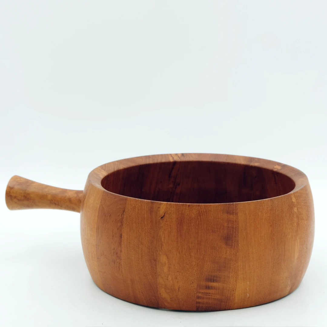 RICHARD NISSEN. Salladsskål, teak, Denmark.