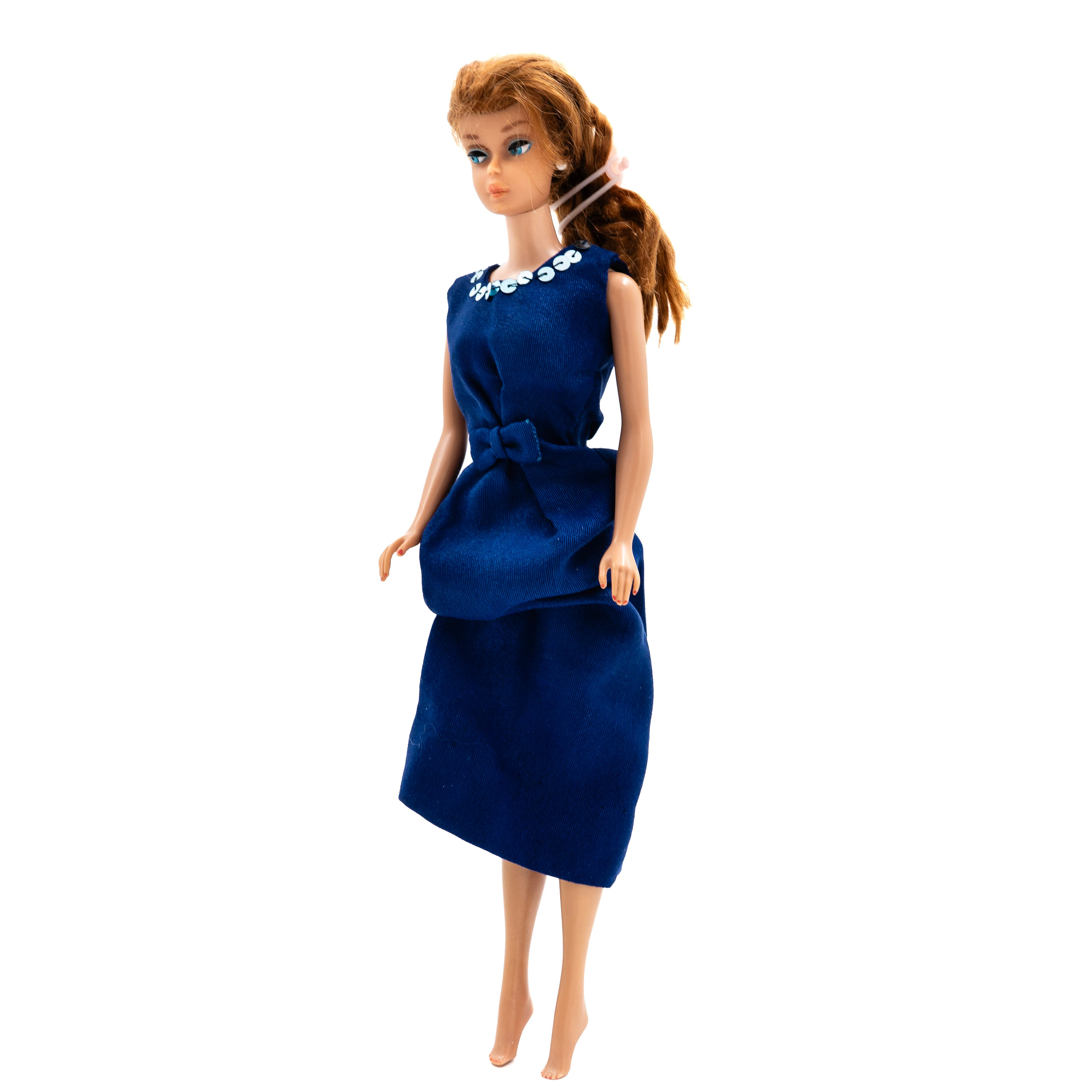 BARBIEDOCKA, "Midge", Mattel, 1960-tal. Blå kappa.