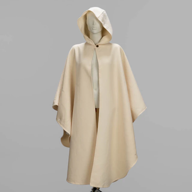 INA RICCI. Poncho, Troligen Ullblandning.