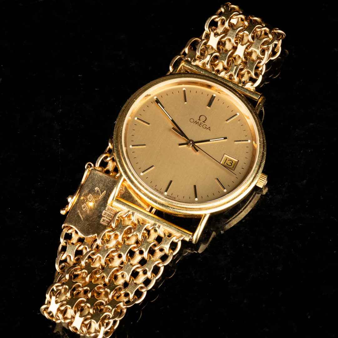 OMEGA. Armbandsur 18K Guld 1900-tal.
